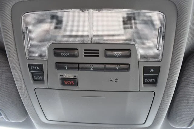 Used 2015 White Toyota Limited image 39