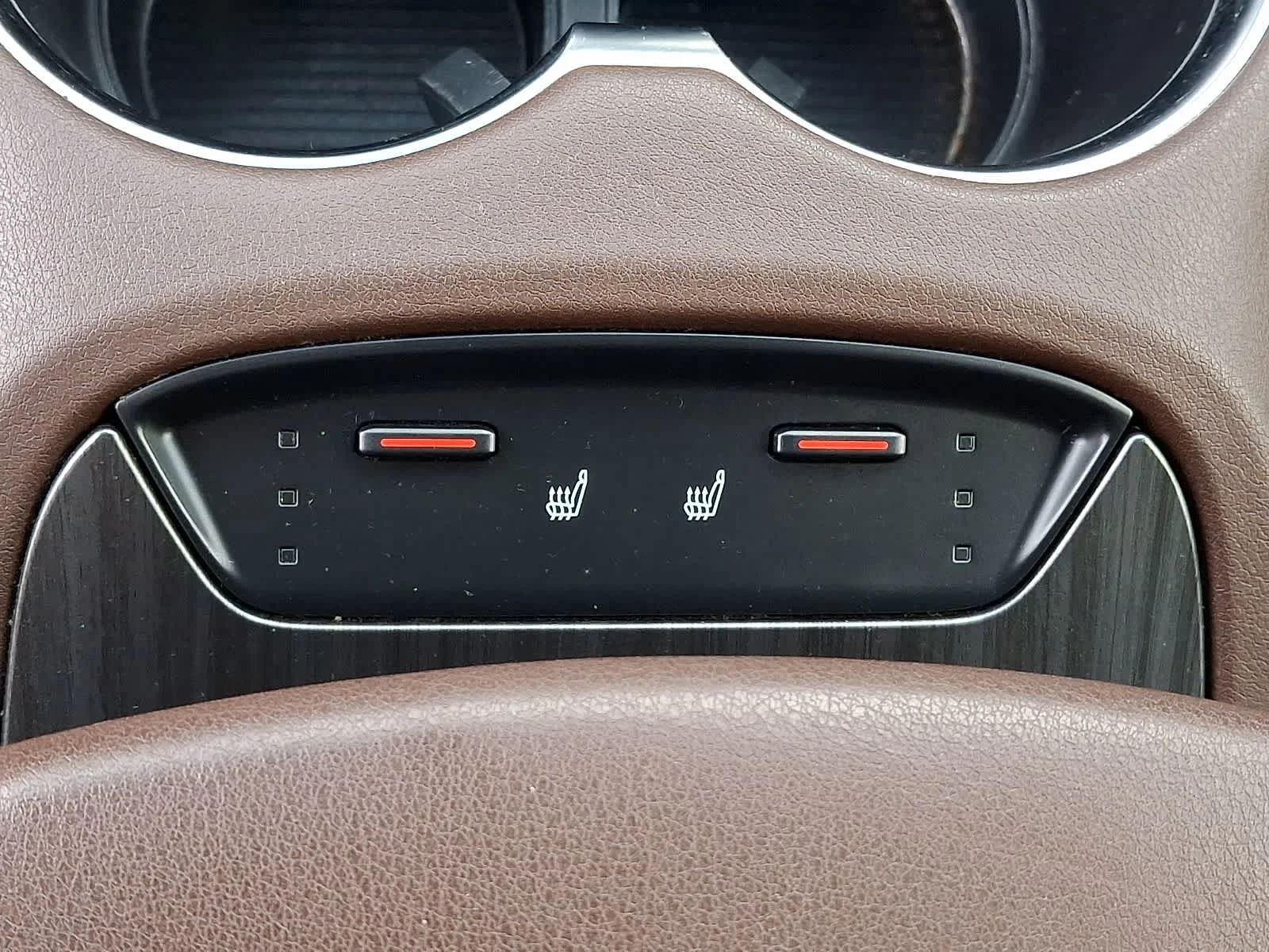 2022 Toyota Venza XLE - Photo 29