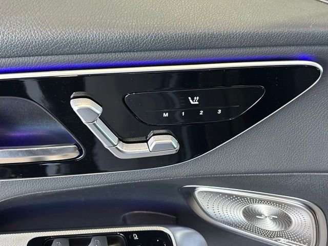 New 2026 Black Mercedes-Benz GLC 300 image 16
