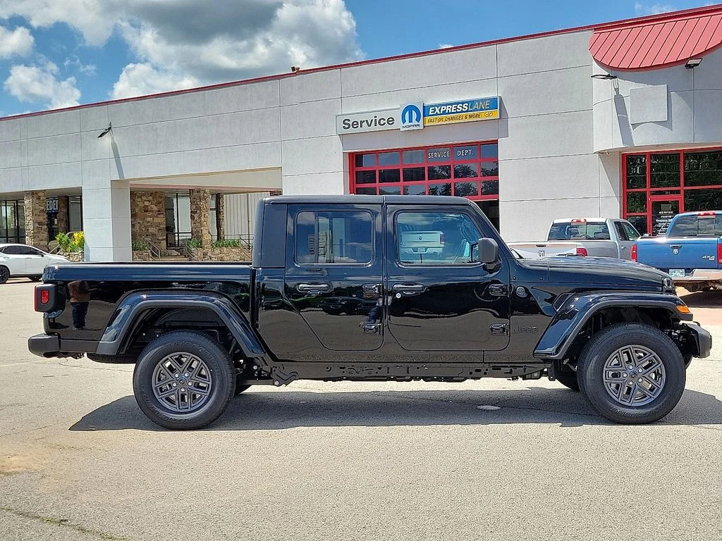 2025 Jeep Gladiator Sport S - Photo 6