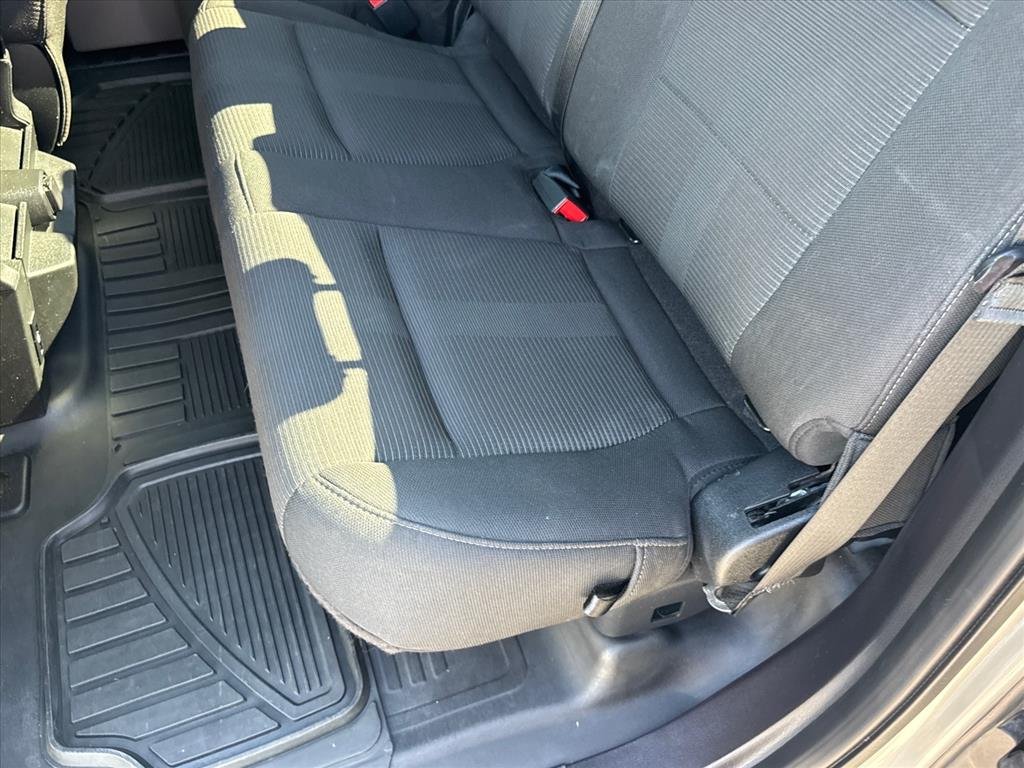 Used 2019 Ingot Silver Ux Ford XL image 13