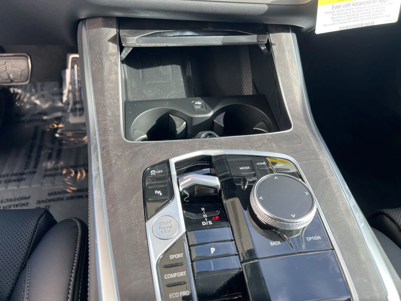 New 2026 Skyscraper Grey Metallic BMW xDrive40i image 18