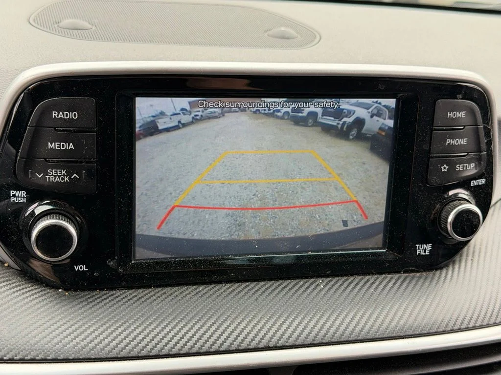 Used 2019 Red Hyundai SE image 24