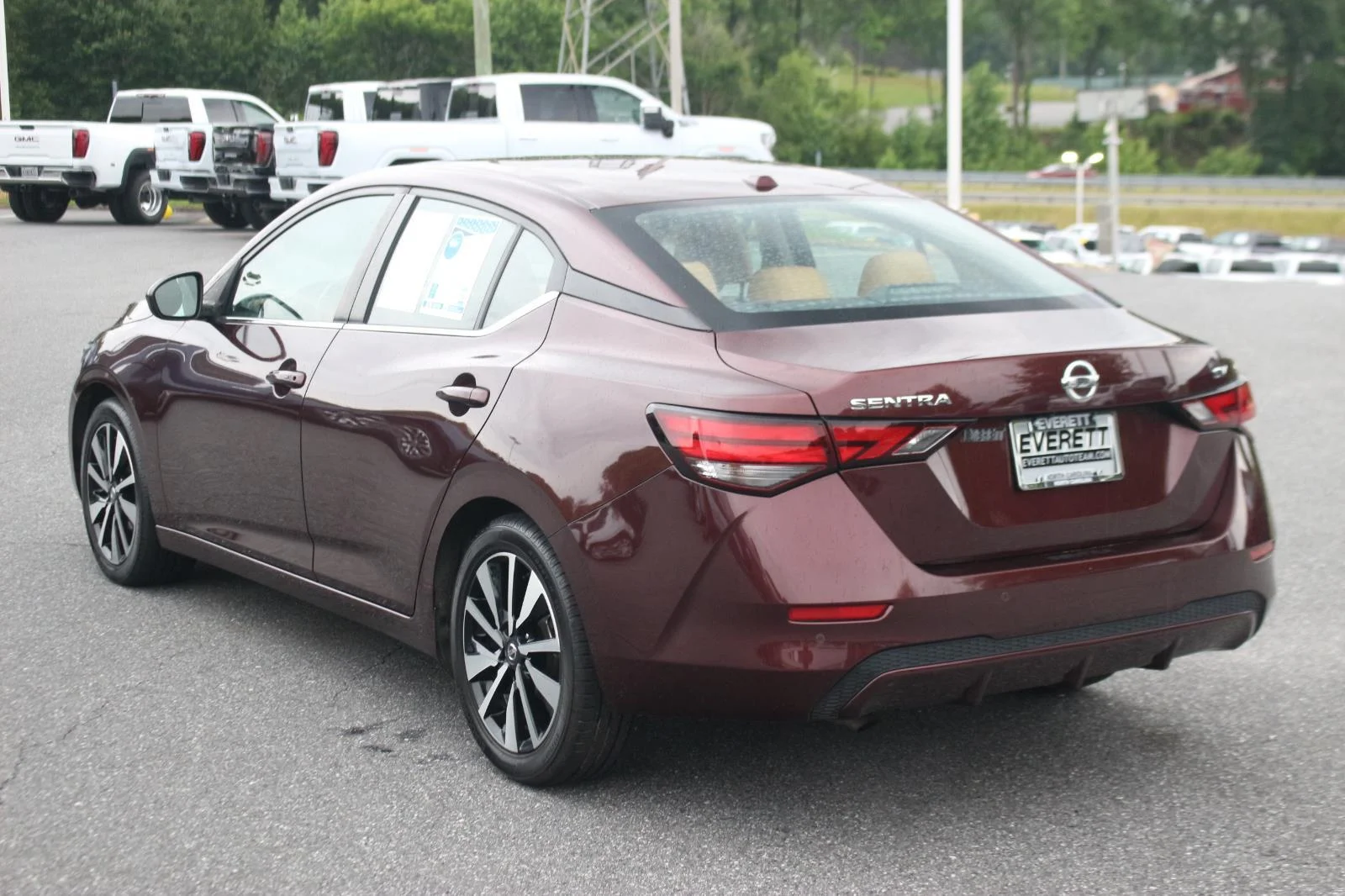 Used 2023 Grey Nissan SV image 5
