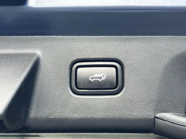 Used 2025 Blue Hyundai SEL Convenience image 41