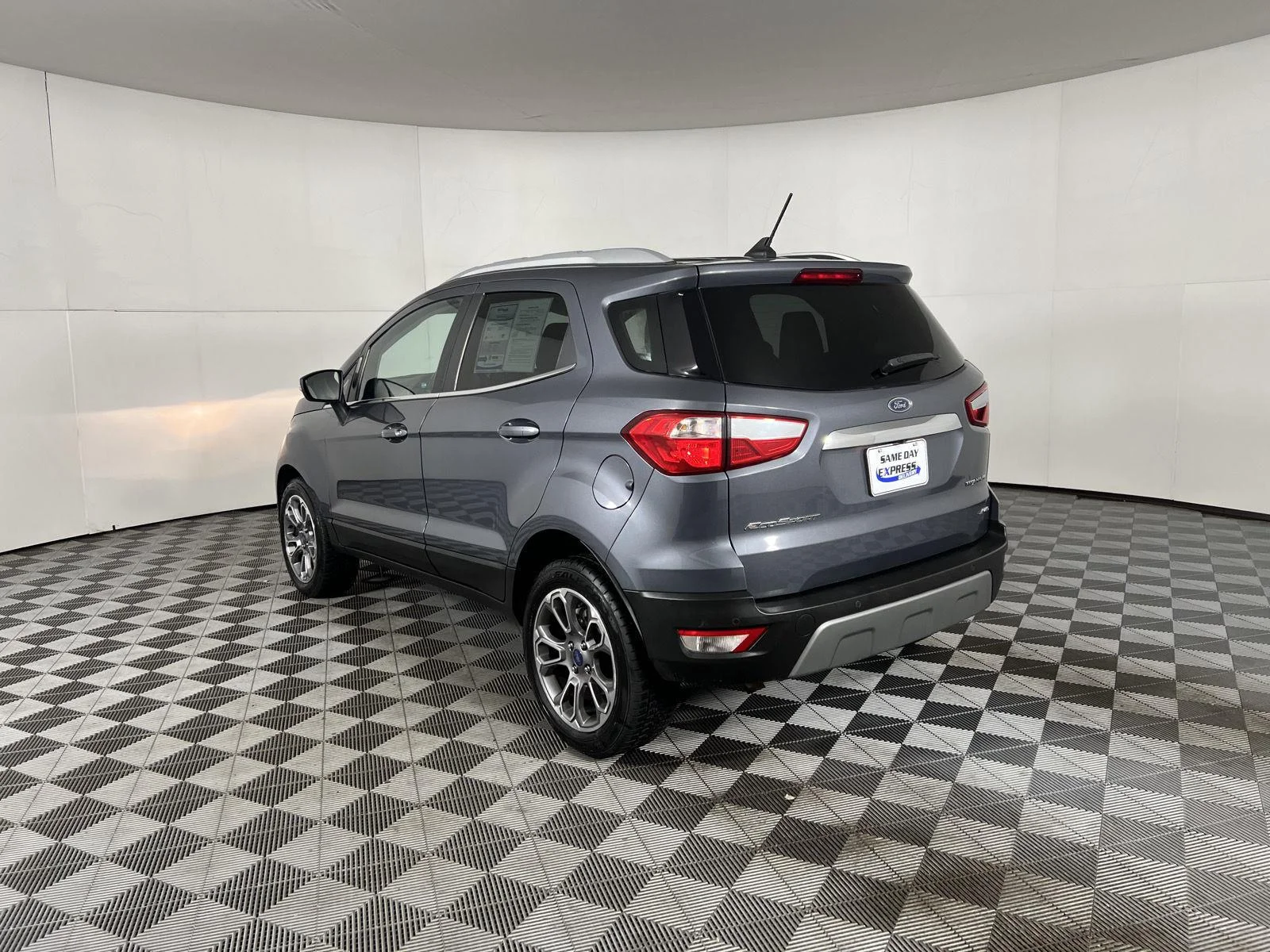 Used 2019 Gy Ford Titanium image 12