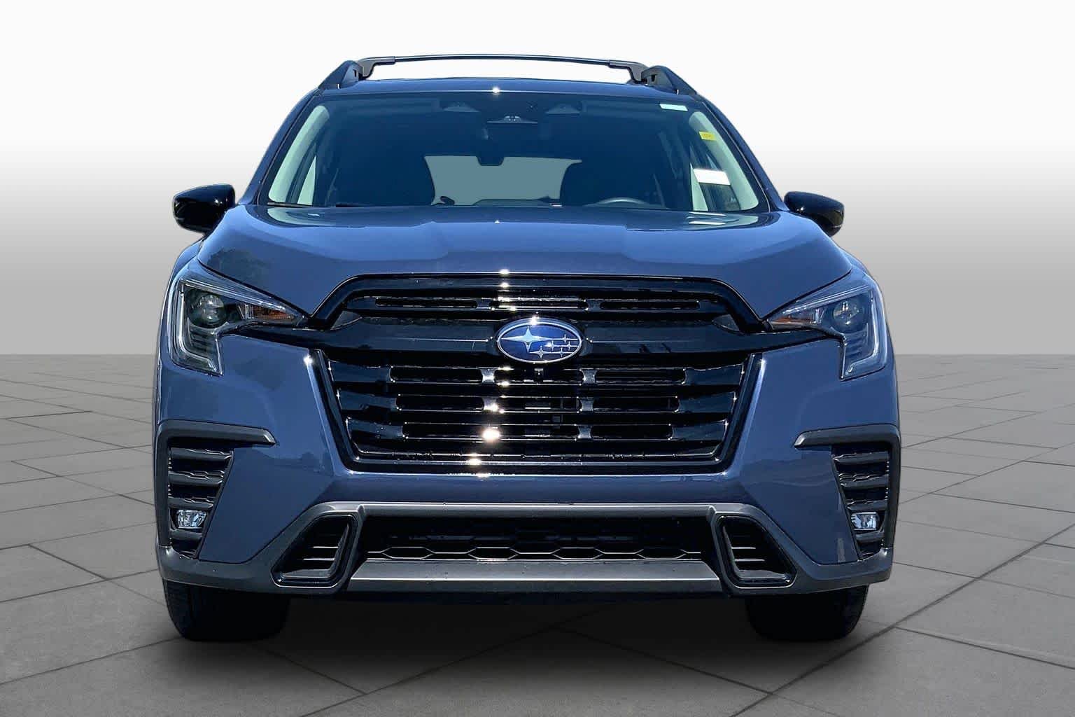 Used 2025 Cosmic Blue Pearl Subaru Onyx Edition Touring image 4