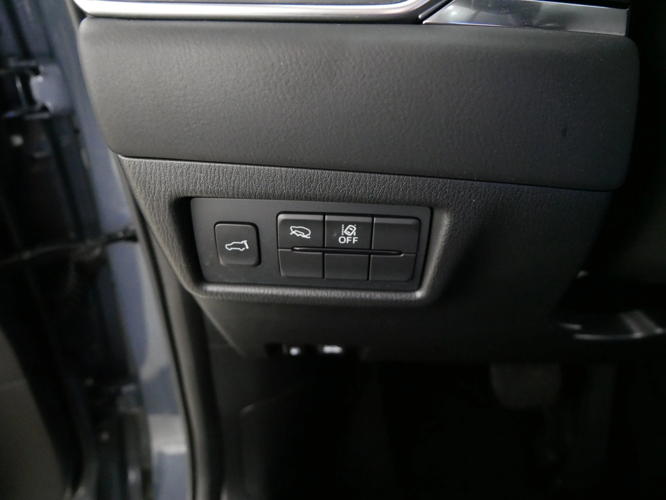 Used 2024 Polymetal Gray Metallic Mazda 2.5 S Carbon Edition image 26