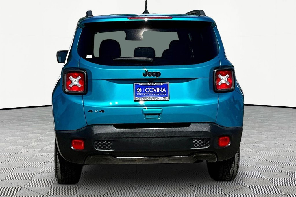 Used 2022 Teal Jeep Altitude image 5