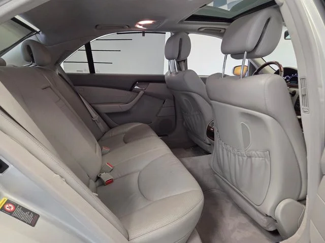 Used 2005  Mercedes-Benz S 500 image 14