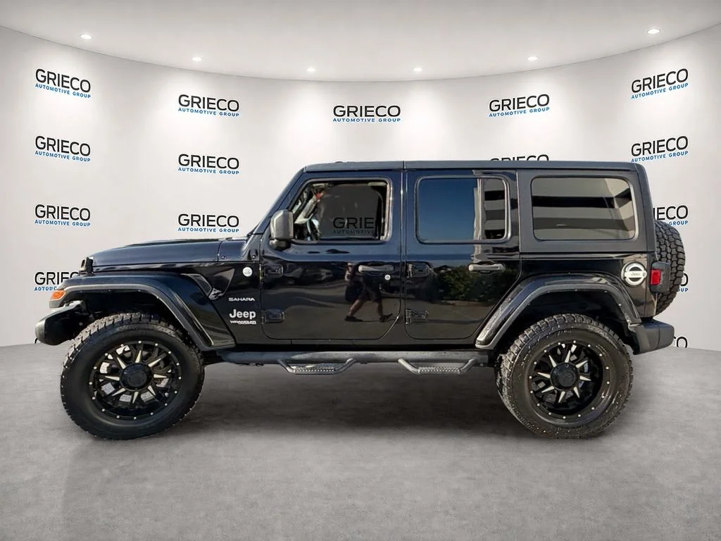 Used 2018 Black Clearcoat Jeep Unlimited Sahara image 4