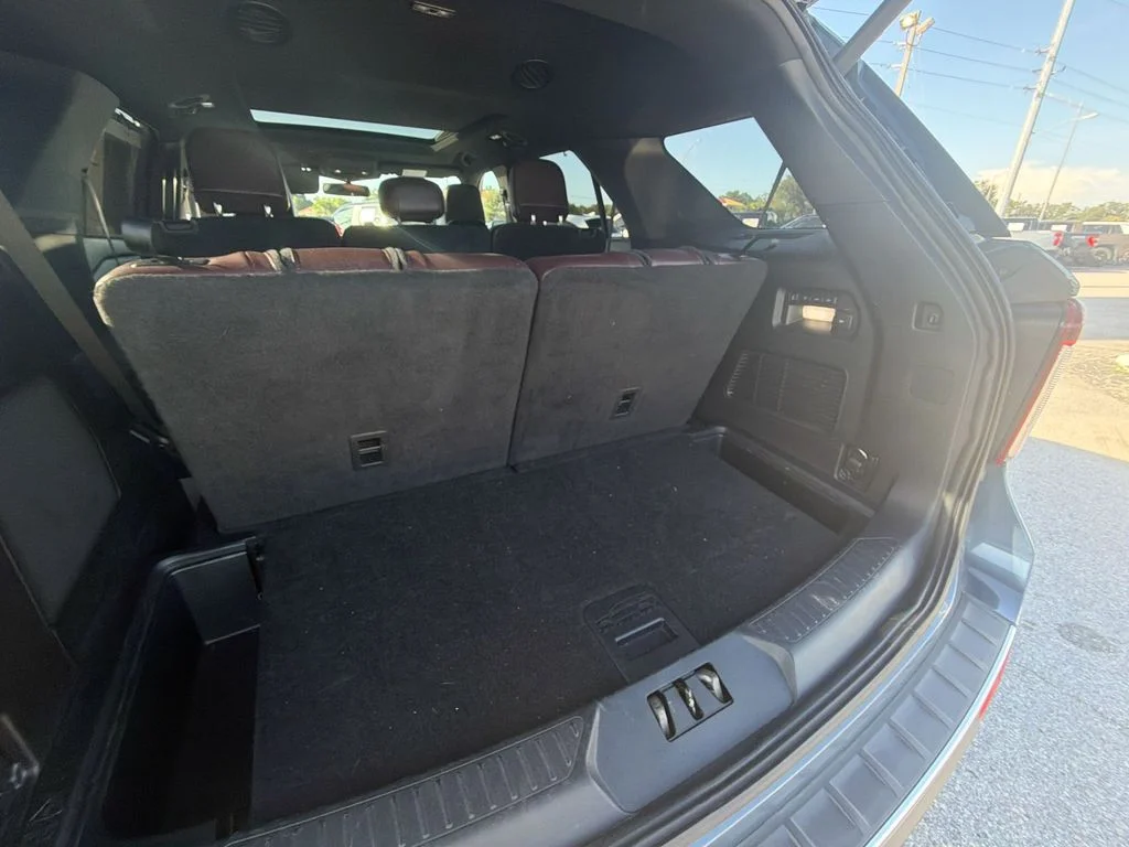 Used 2020 Blue Ford Platinum image 32