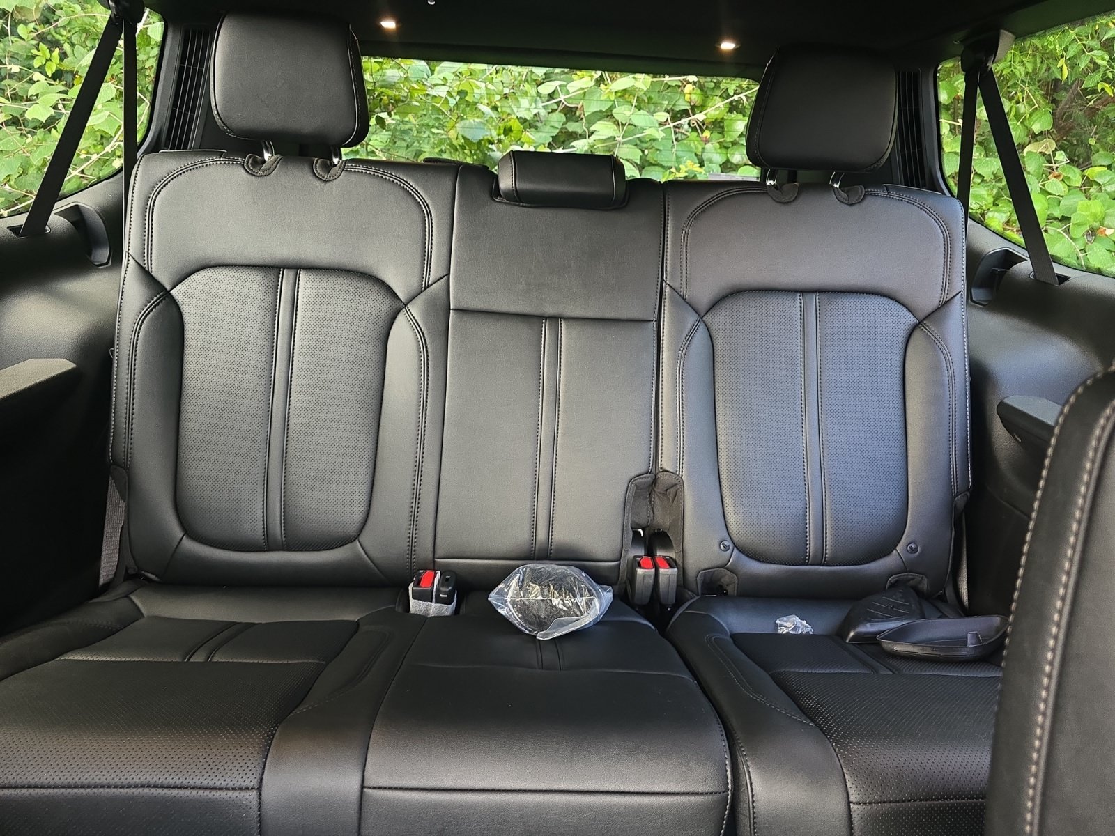 New 2026 High Gloss Black Jeep Limited Altitude image 25