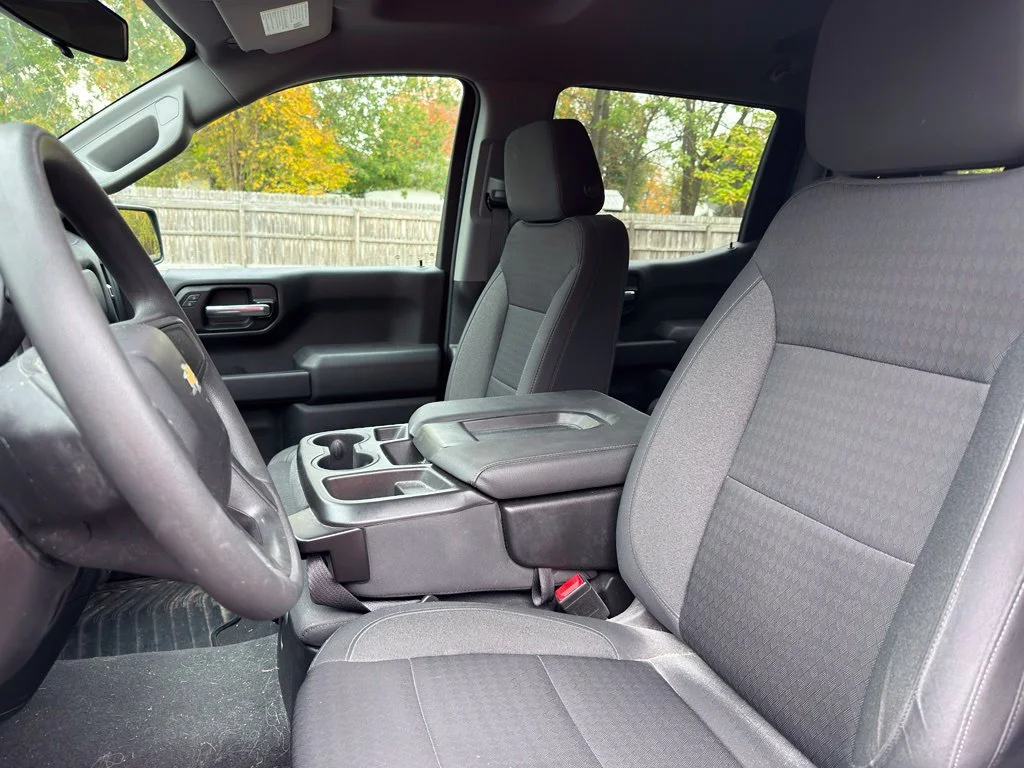Used 2022 Blue Chevrolet Custom image 17