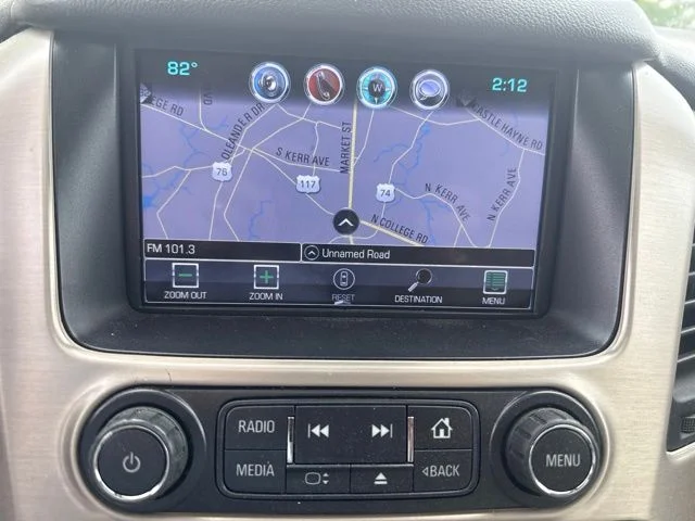 Used 2020 White GMC Denali image 10
