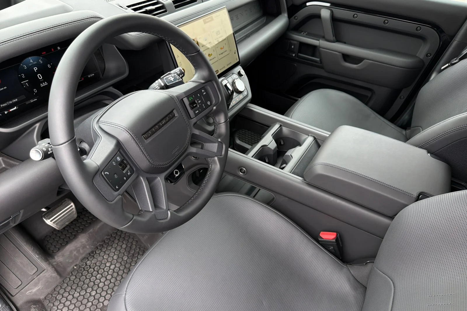 2026 Land Rover Defender OCTA Black - Photo 10