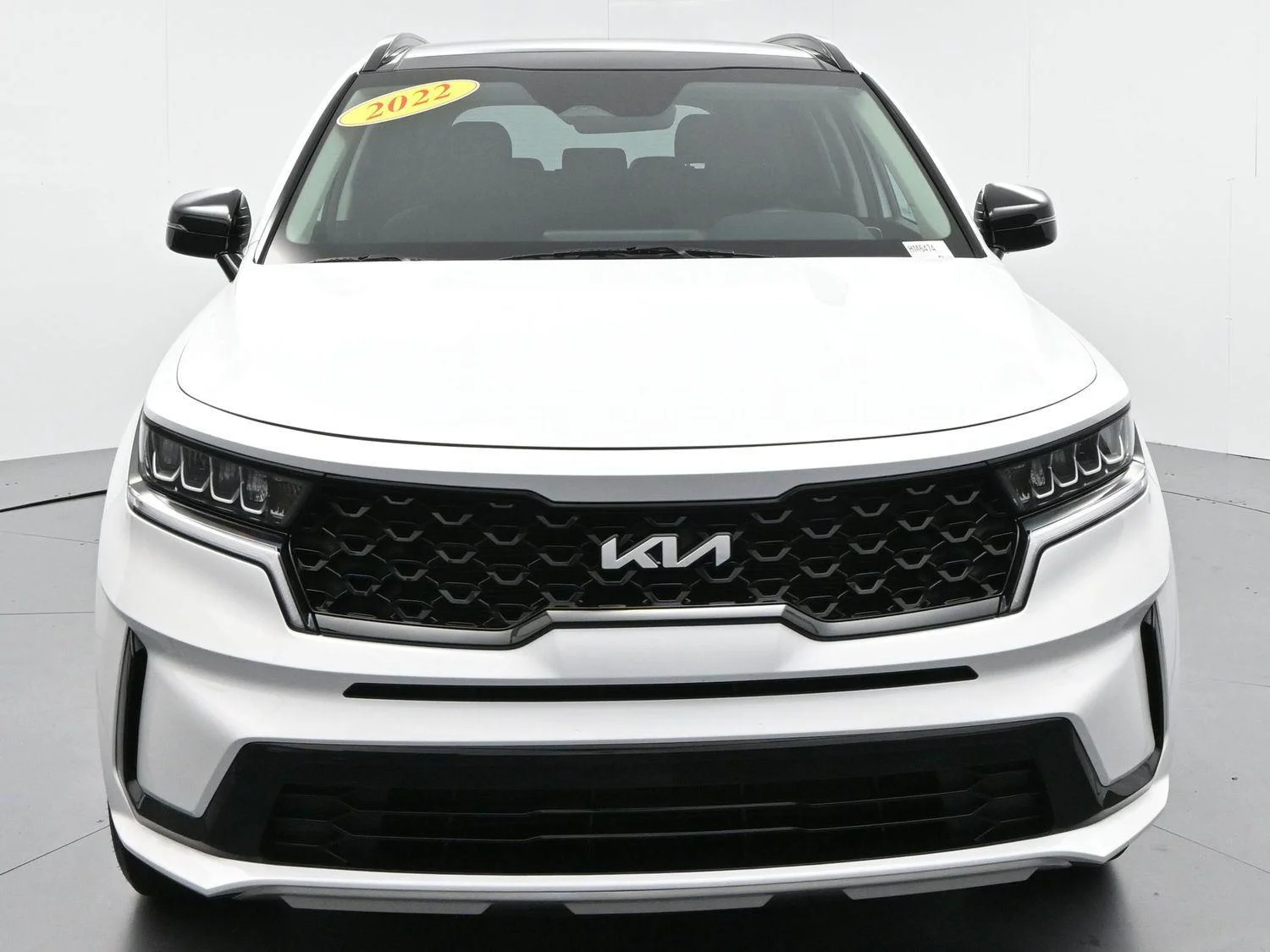 Used 2022 Glacial White Pearl Kia S image 2