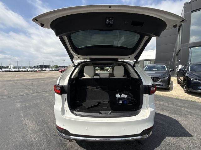 Used 2024 White Mazda Premium image 26