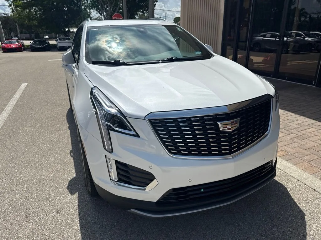 Used 2023 White Cadillac Premium Luxury image 20