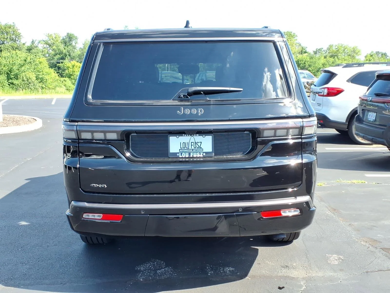New 2026 High Gloss Black Jeep Summit Obsidian image 22