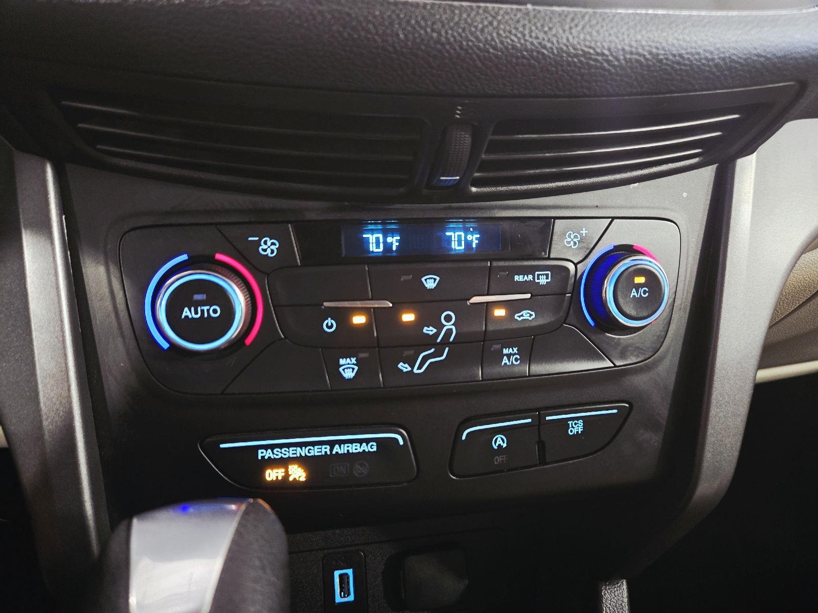 Used 2017 Canyon Ridge Ford SE image 23