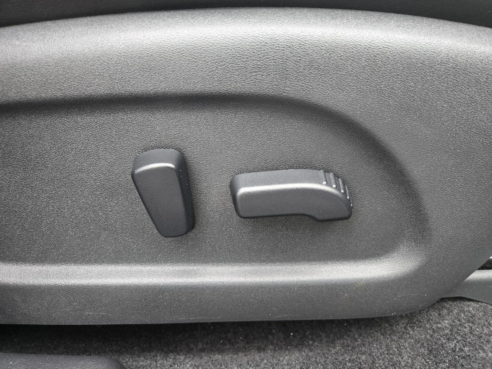 Used 2019 Magnetic Black Pearl Nissan Platinum image 25