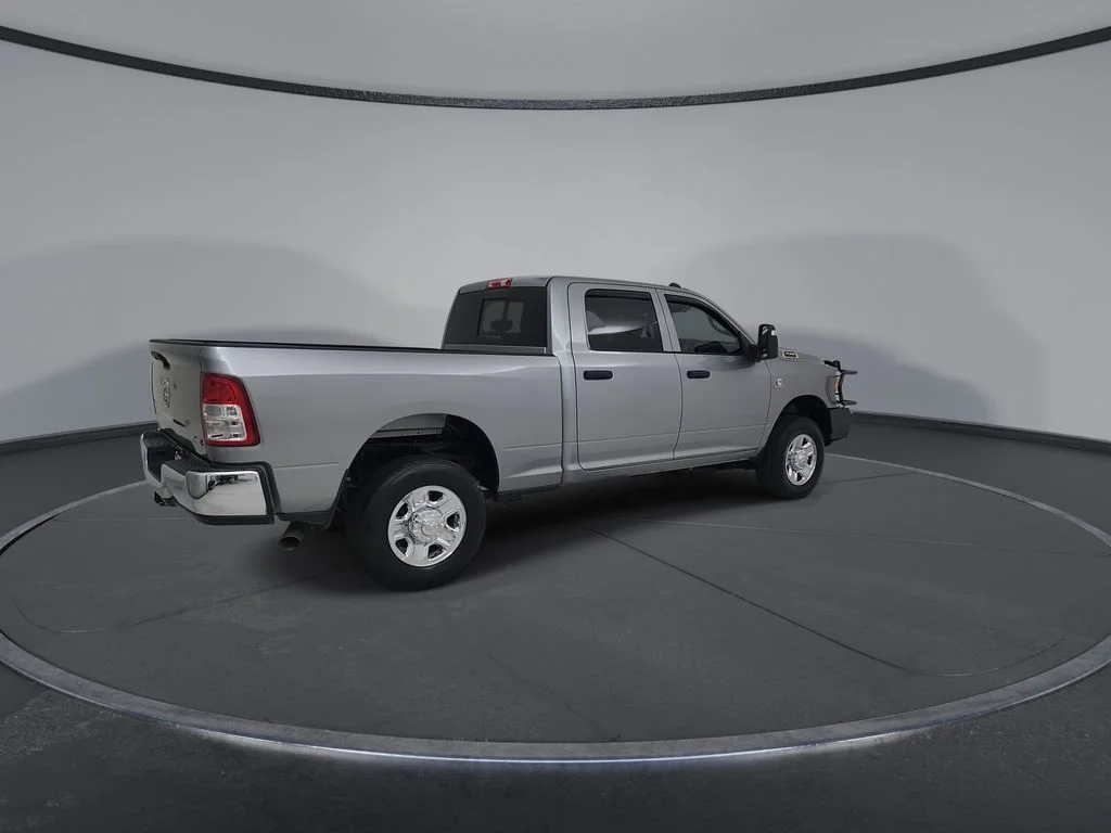 Used 2024 Silver Ram Tradesman image 17
