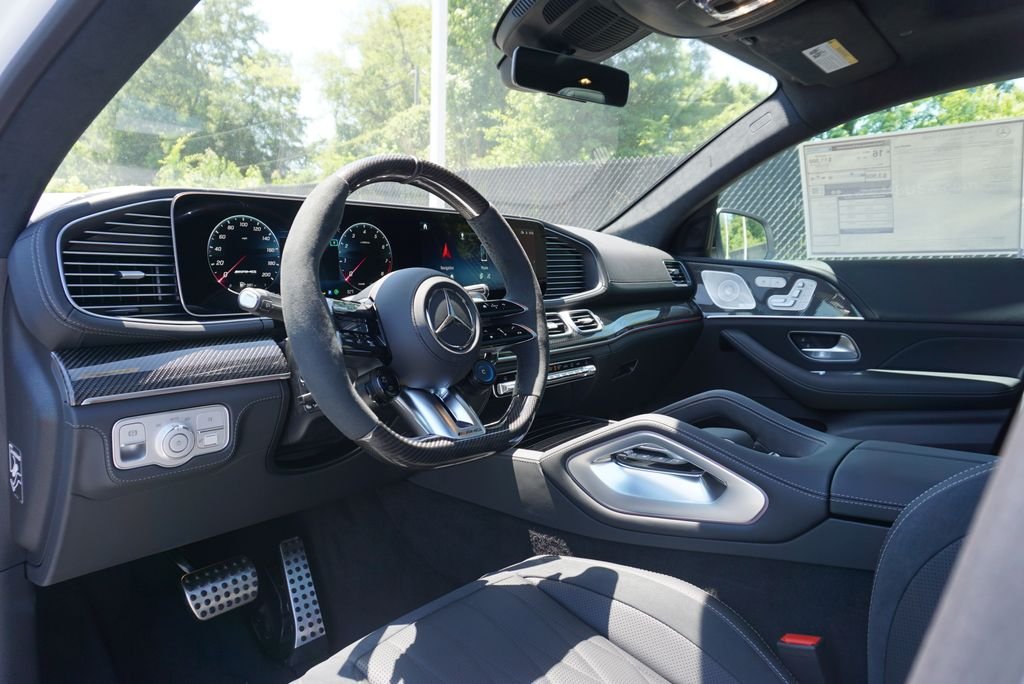 New 2026 MANUFAKTUR Moonlight White Metallic Mercedes-Benz GLE 63 S AMG® image 10