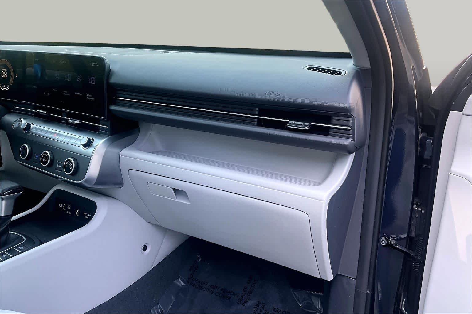 Used 2025 Denim Blue Hyundai SE image 19