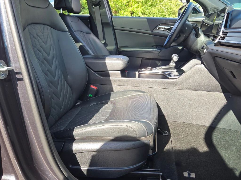 Used 2024 Gray Kia X-Line image 6