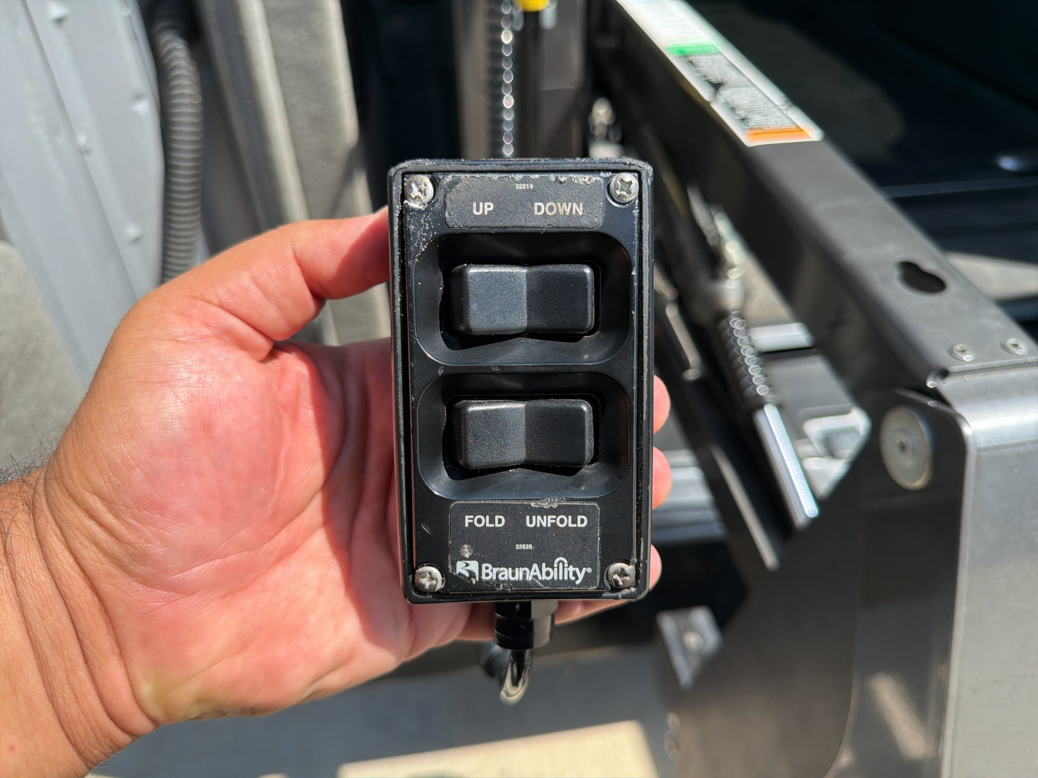 Used 2014 Quicksilver Metallic GMC Upfitter image 21