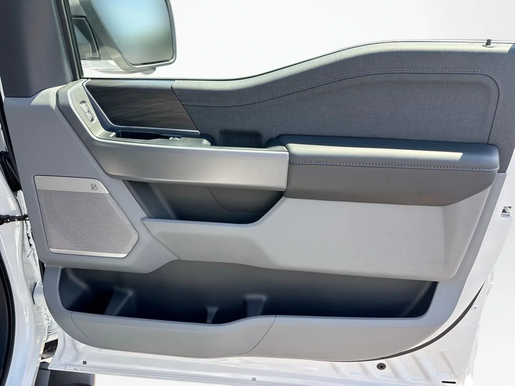 New 2026 Oxford White Ford Lariat® image 15