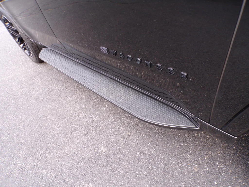 Used 2022 Black Jeep Series III image 6