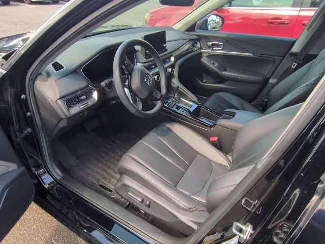 Used 2024 Majestic Black Pearl Acura Base image 6
