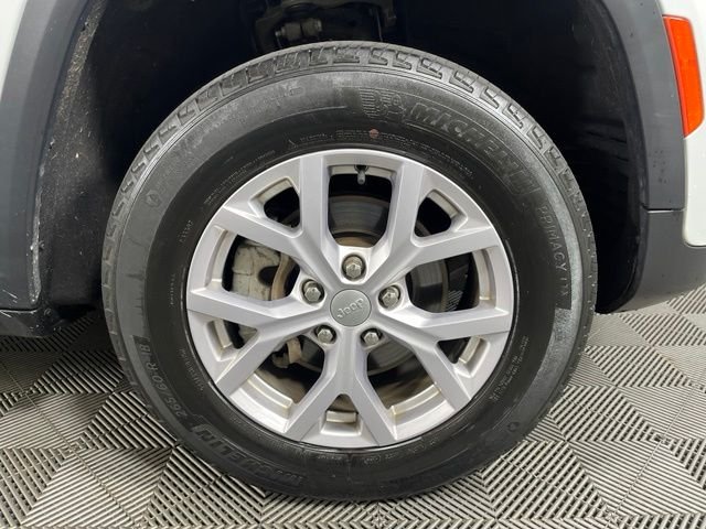 Used 2022 White Jeep Limited image 9