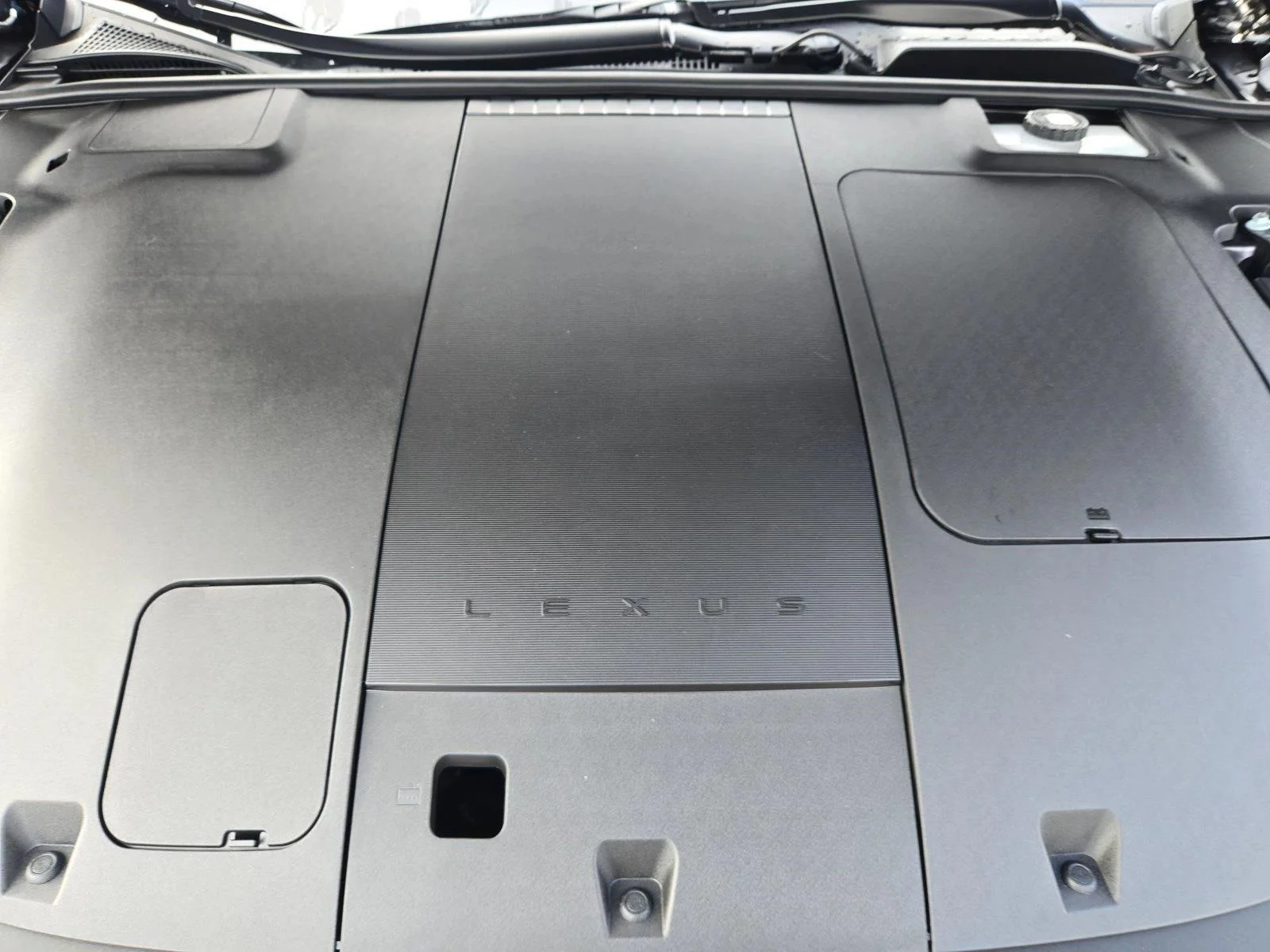 New 2026 Cloudburst Gray Lexus ES 350e LUXURY image 16