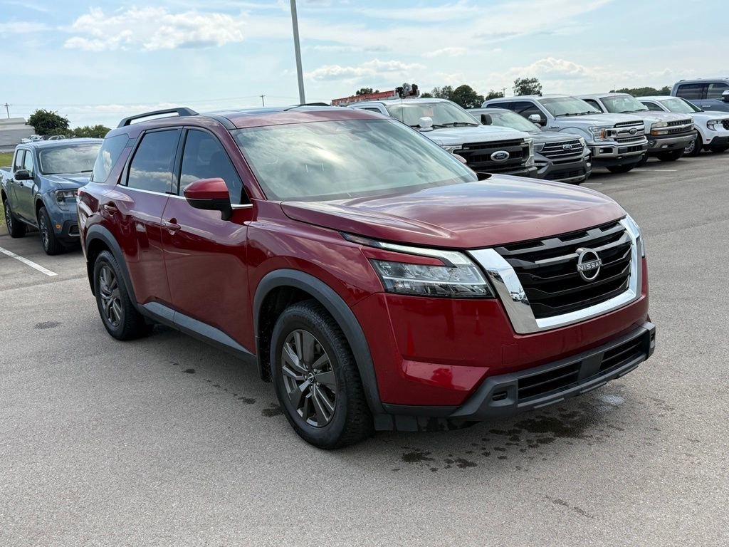 Used 2022 Scarlet Ember Nissan SV image 2