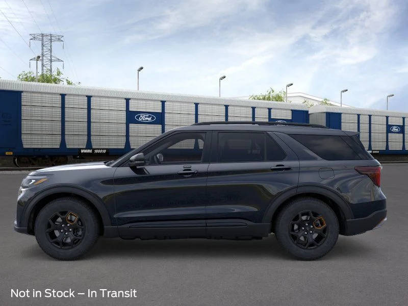 New 2026 Agate Black Metallic Ford Tremor image 3