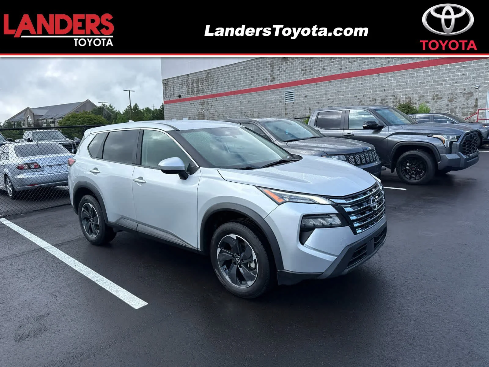 2024 Nissan Rogue SV AWD's photo