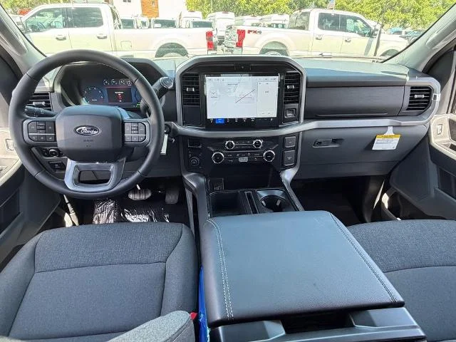 New 2026 Oxford White Ford XLT image 25