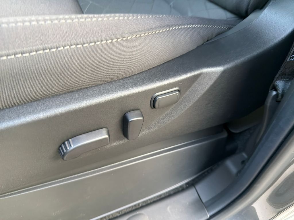 New 2026 Nissan Frontier SV 4D Crew Cab