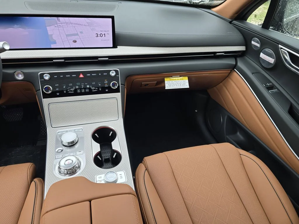 New 2026 Black Genesis 2.5T Prestige image 10