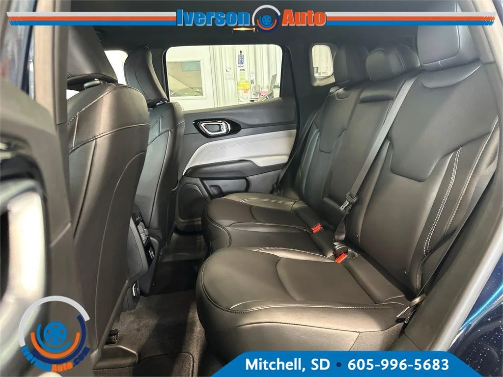 New 2026 Fathom Blue Pearl Coat Jeep Limited image 25