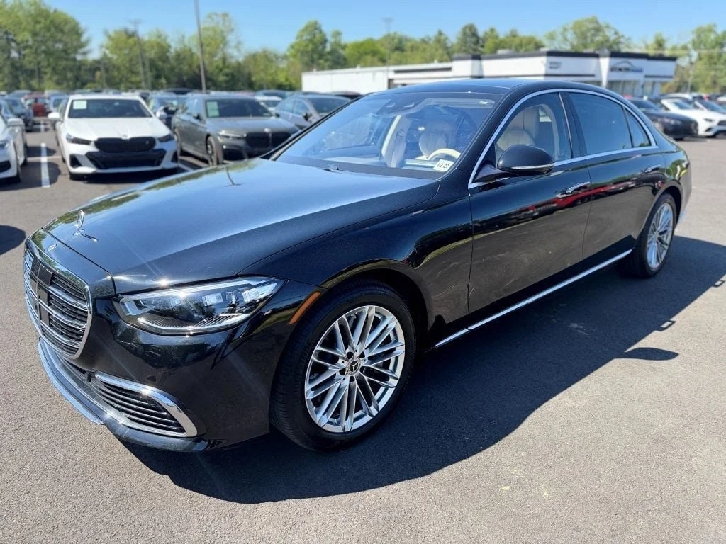 Used 2023 Black Mercedes-Benz S 580 4MATIC® Sedan with Warmth & Comfort Package image 7