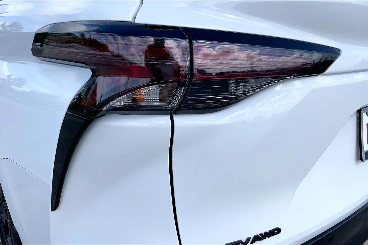 Used 2026 Ice Cap Toyota Woodland Edition image 28
