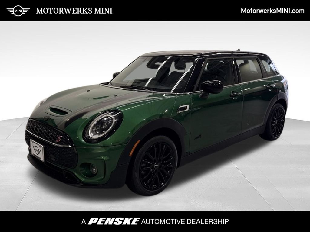 Certified Used 2024 British Racing Green IV Met MINI  image 1