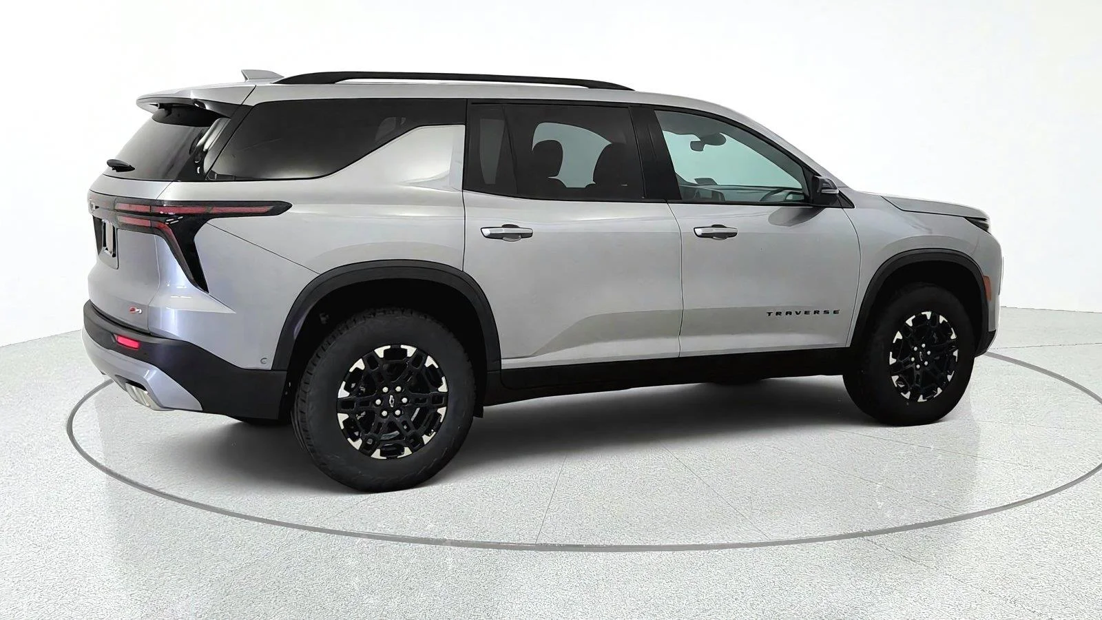 2027 Chevrolet Traverse Z71 - Photo 9
