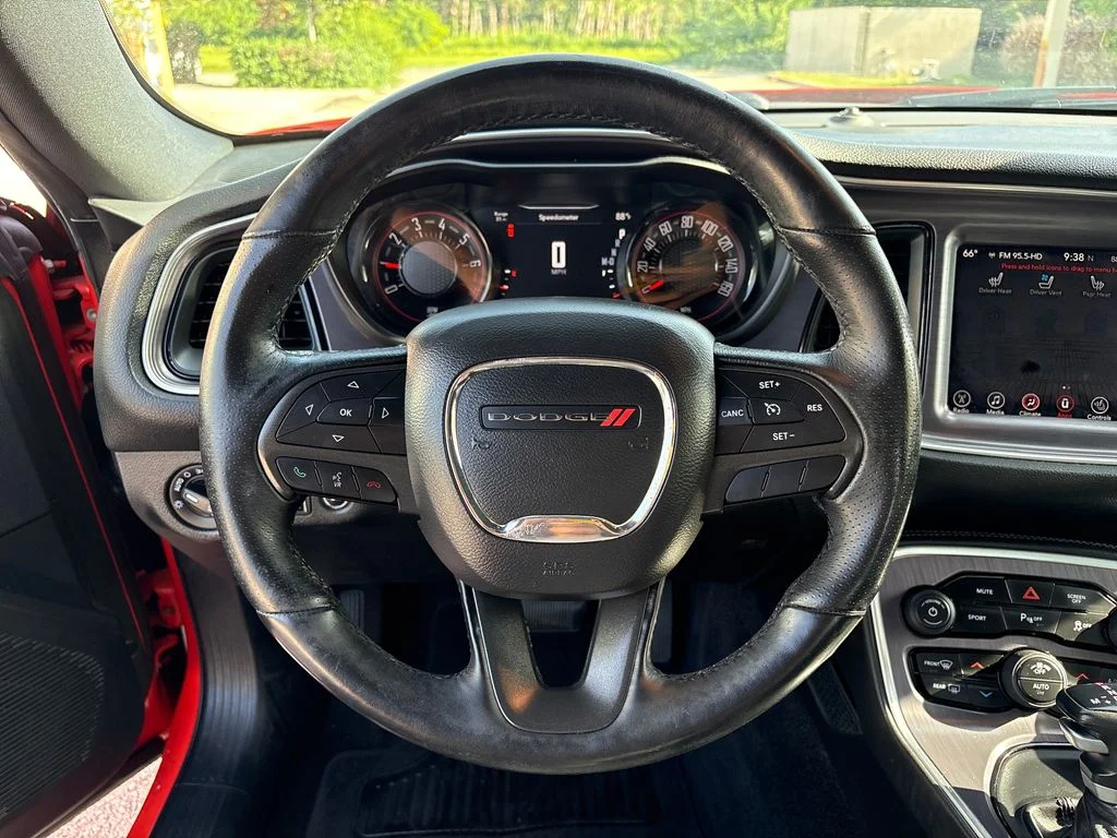 Certified Used 2017 Orange Dodge SXT image 16