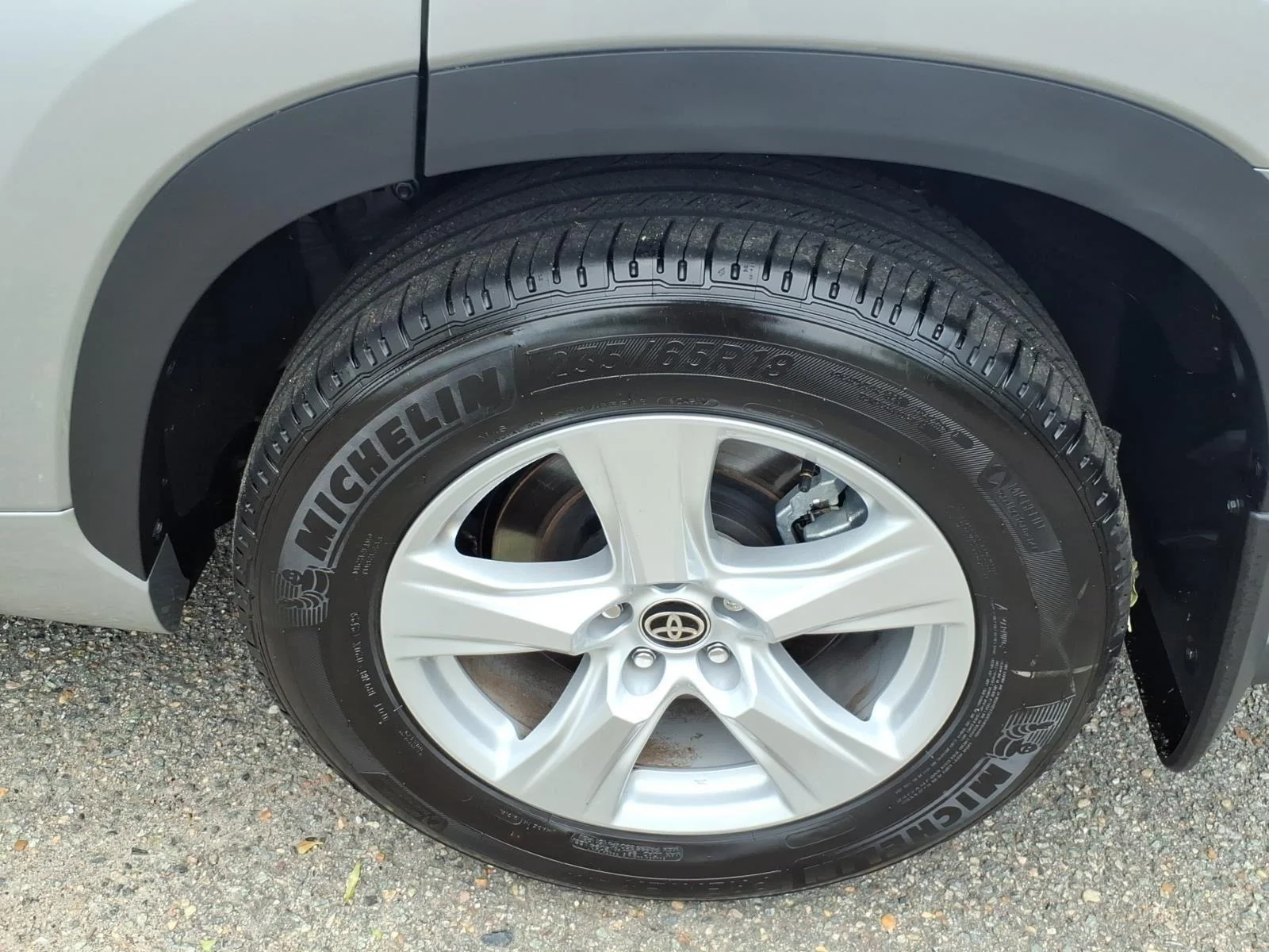 Used 2025 Celestial Silver M Toyota LE image 5