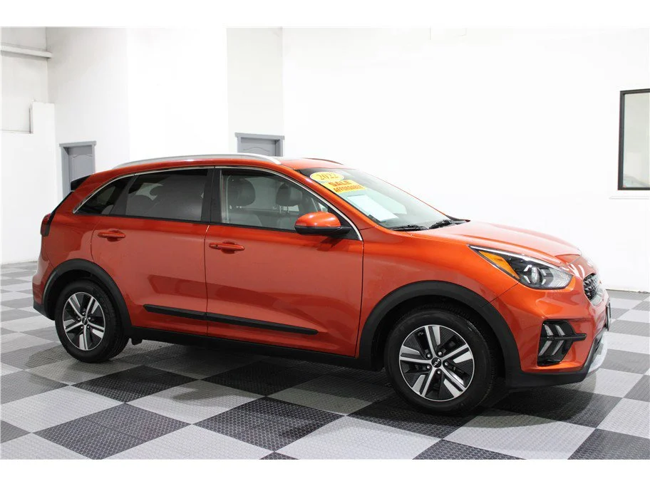 2022 Kia Niro LXS SE's photo